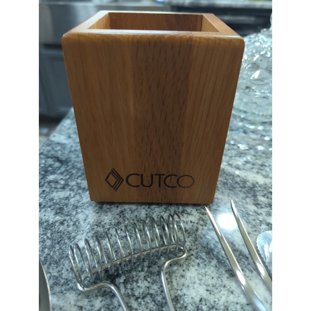 Cutco 4 Piece Kitchen Utensil Set & Wooden Holder Whisk Spoon Spreader Fork